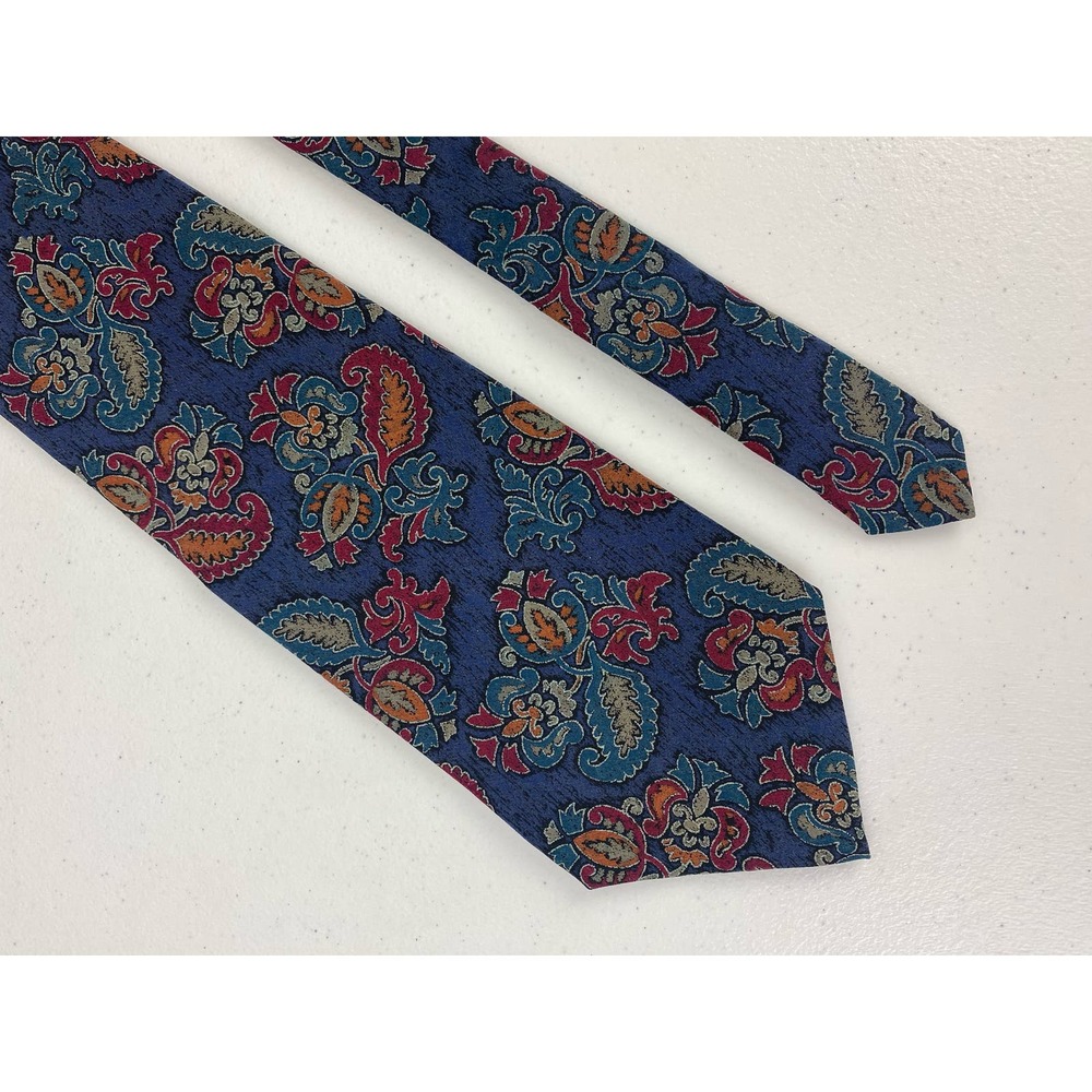VTG Men Karl Lagerfeld USA paisley floral graphic silk neck tie
